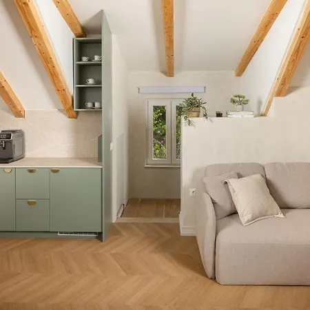 Mayiva Royal Hvar - Exclusive Old Town With Grand Terraces Apartment